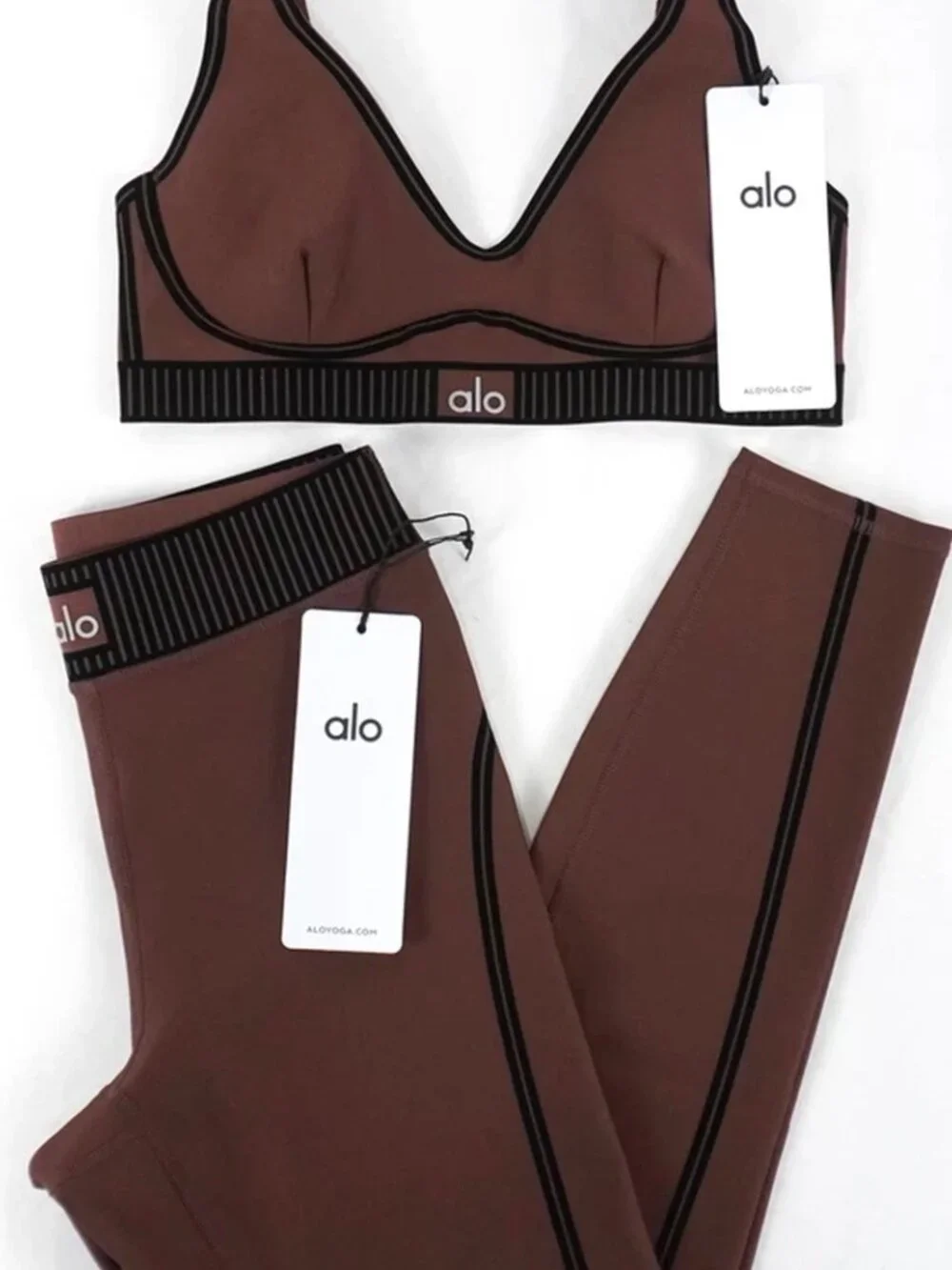 Alo Yoga Airlift Line Up Bra & High-Waist 7/8 Legging In Brownstone Set
